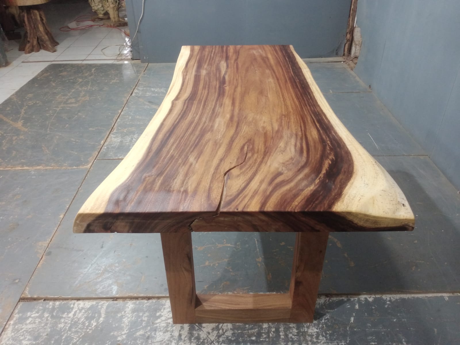 Live Edge Tables