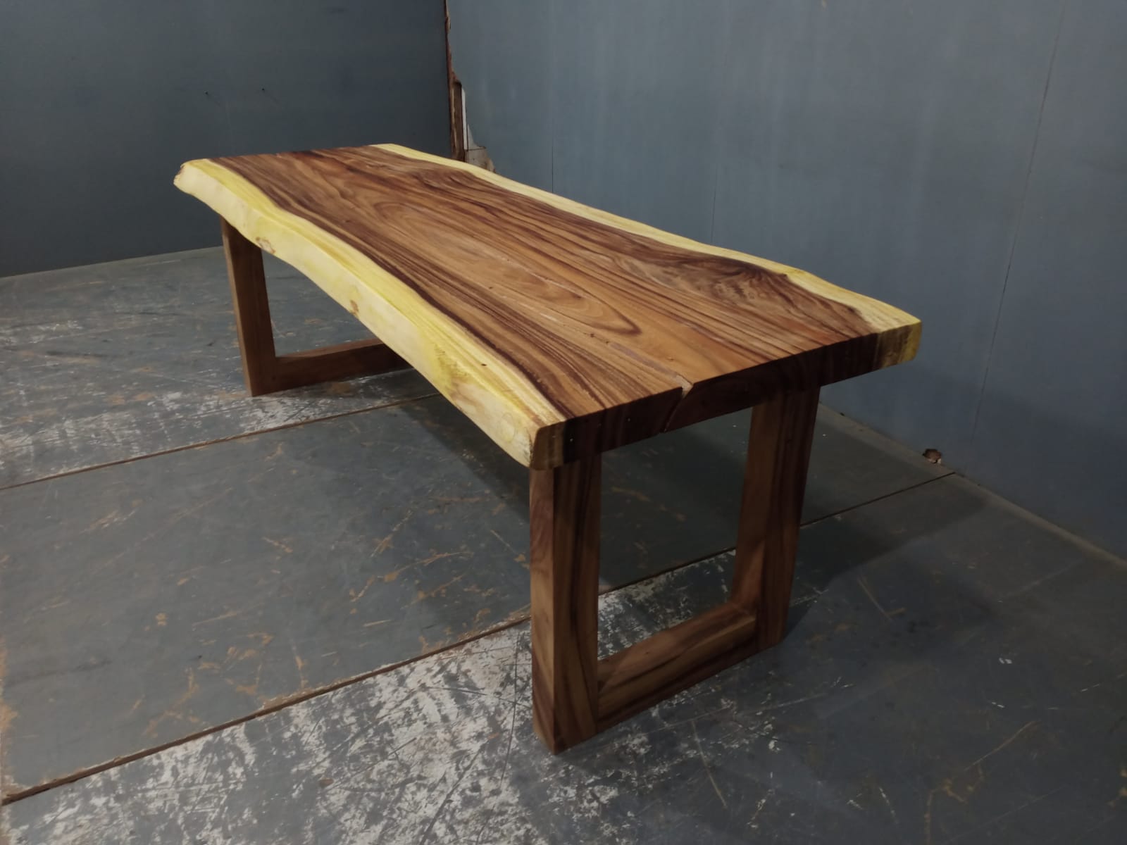 Live Edge Tables
