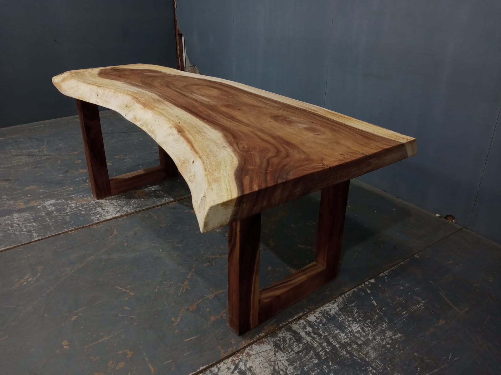 Live Edge Tables