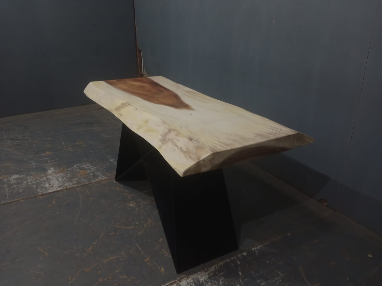 Live Edge Tables