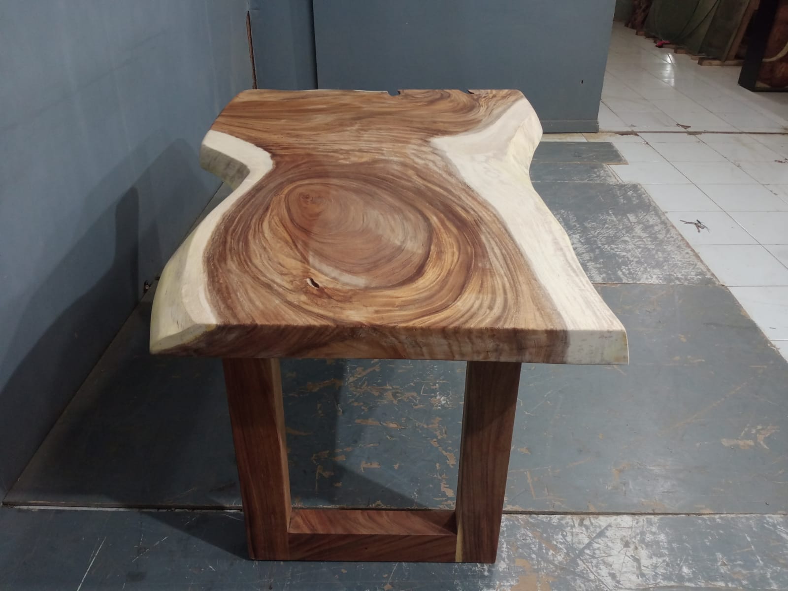 Live Edge Tables