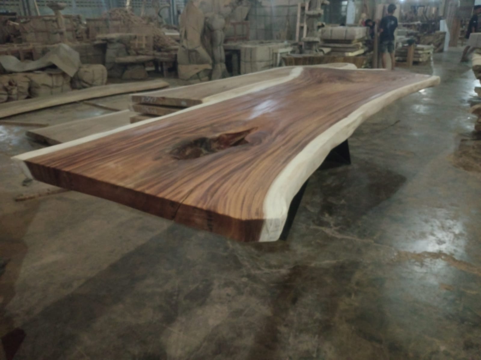 Live Edge Tables