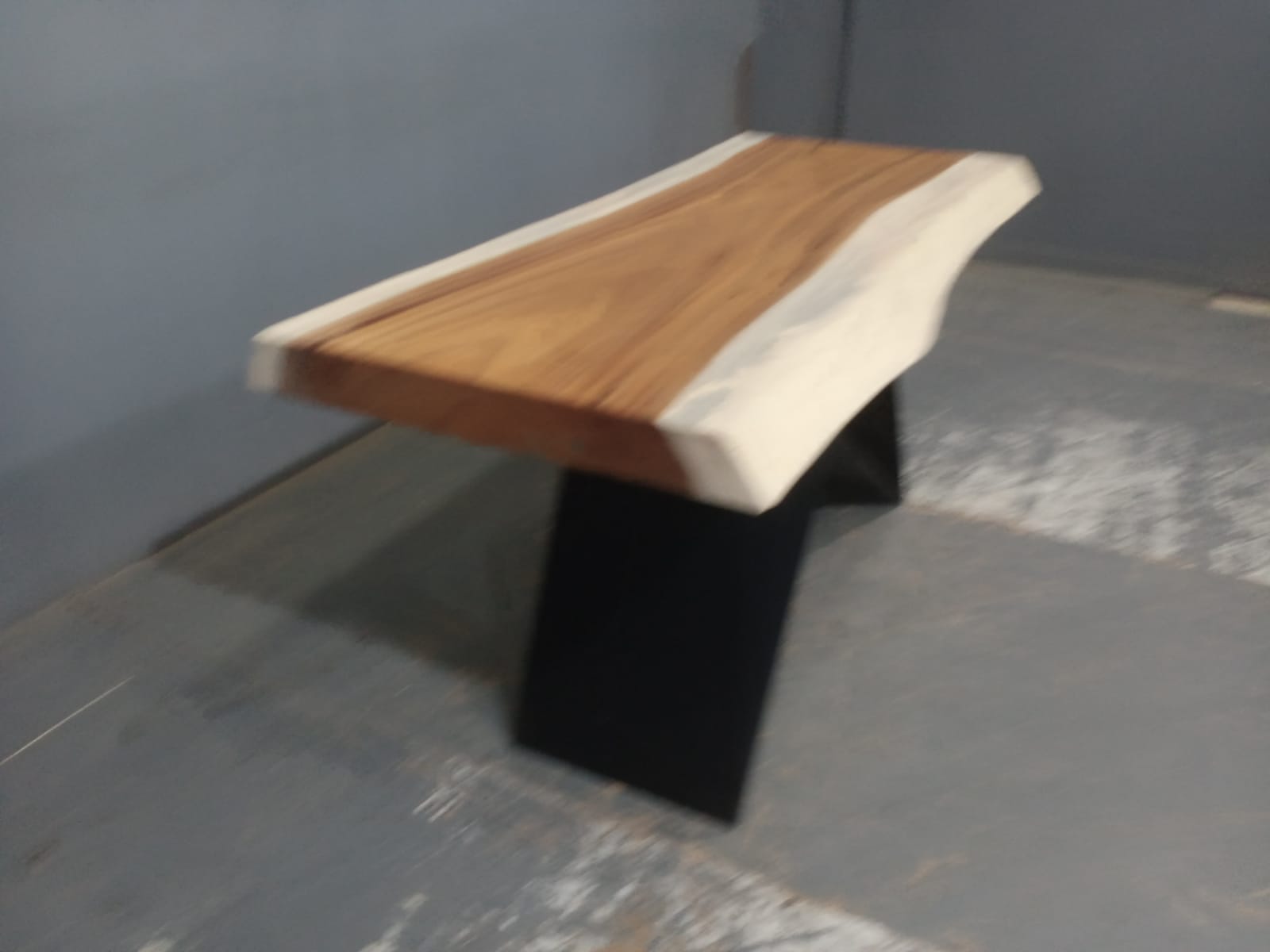 Live Edge Tables