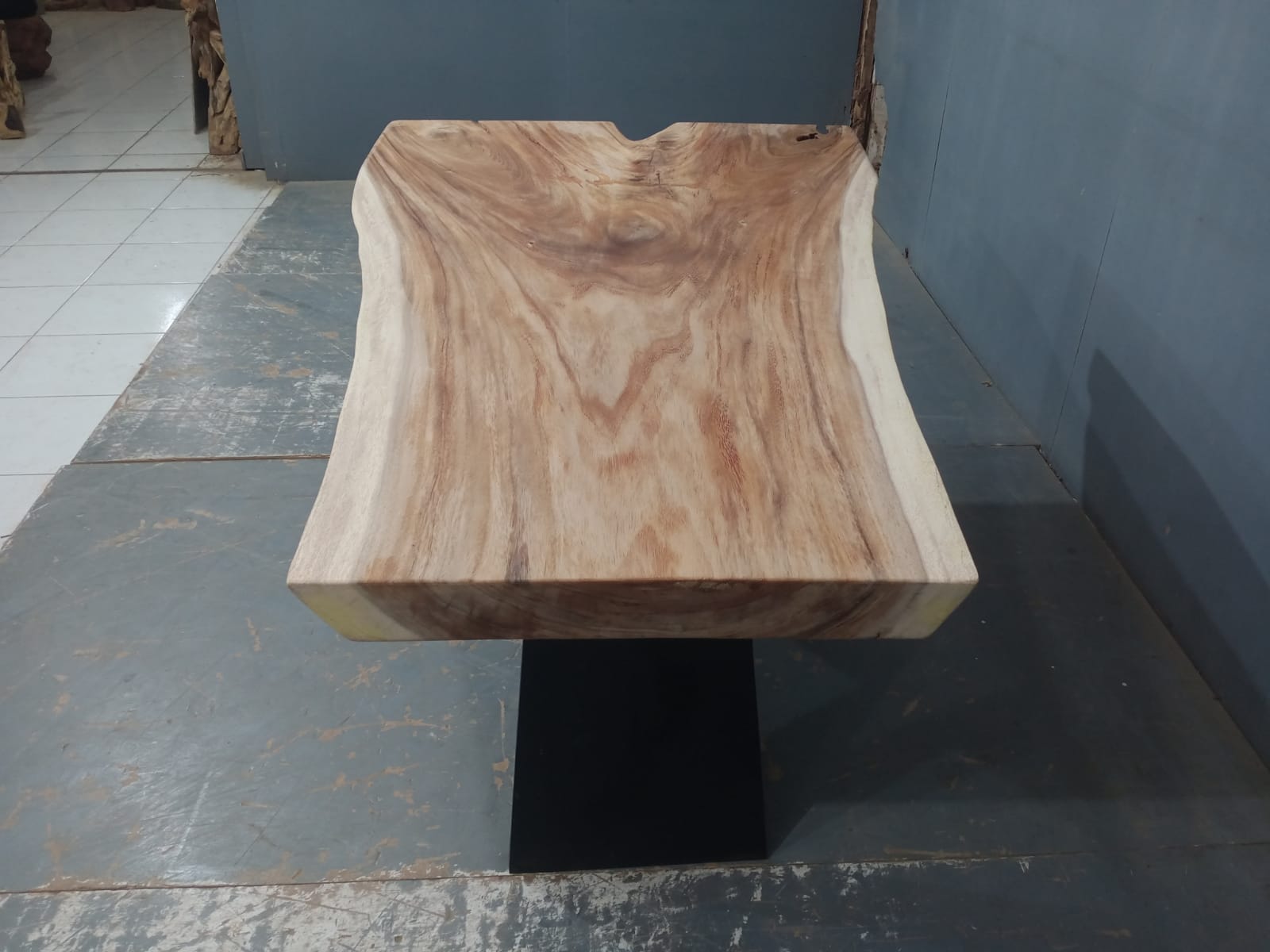 Live Edge Tables