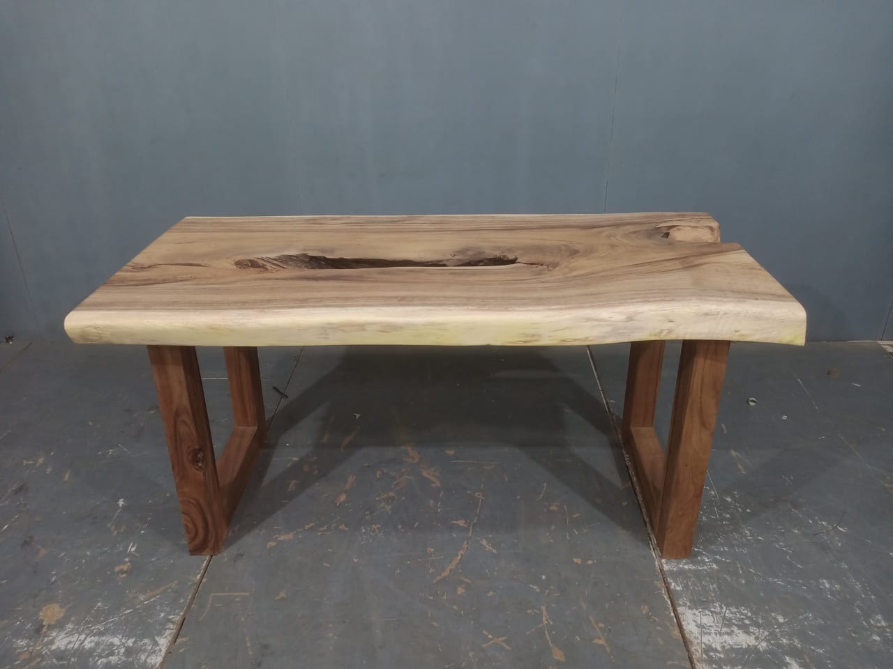 LIVE EDGE TABLES
