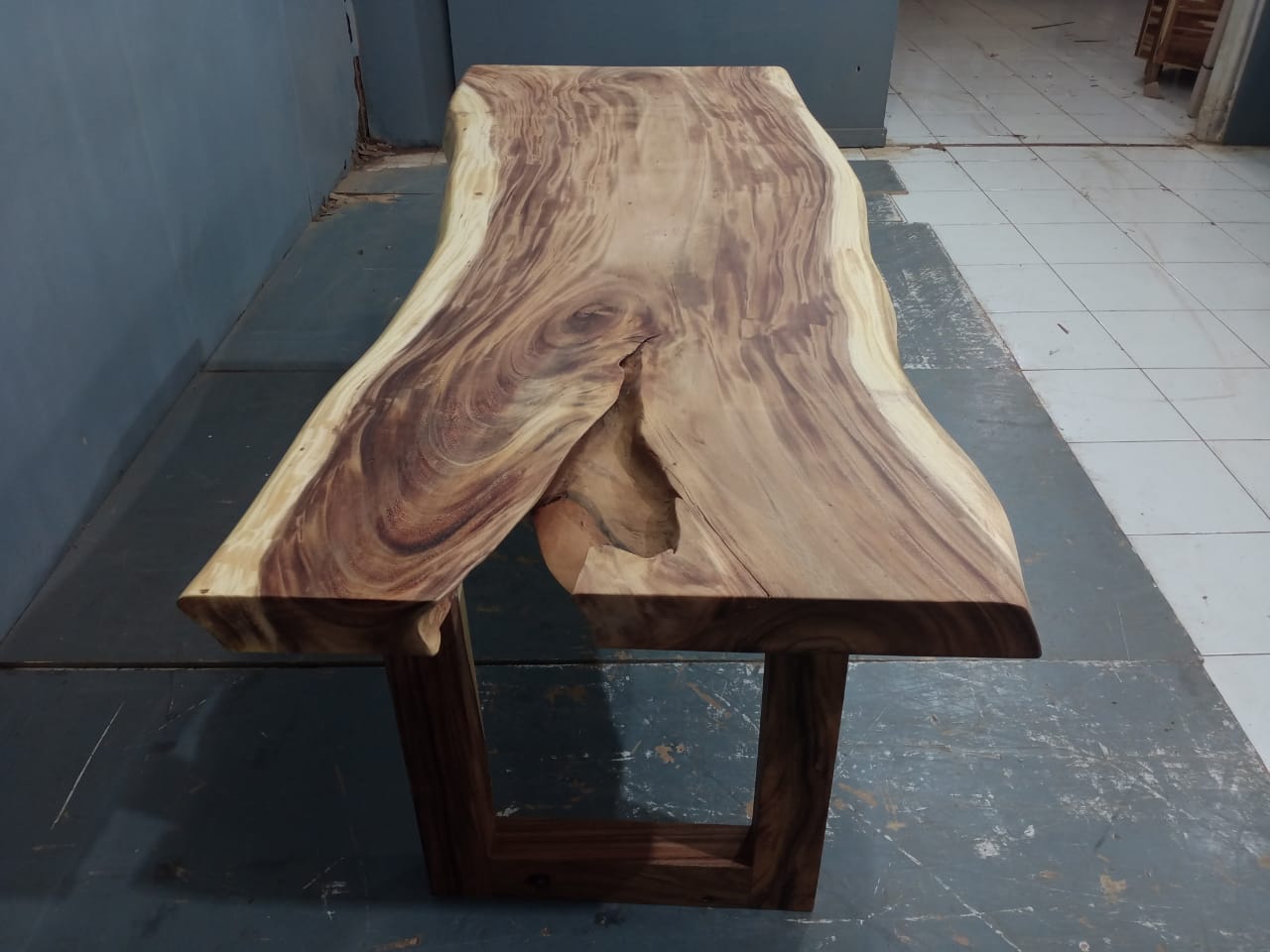 Live Edge Tables