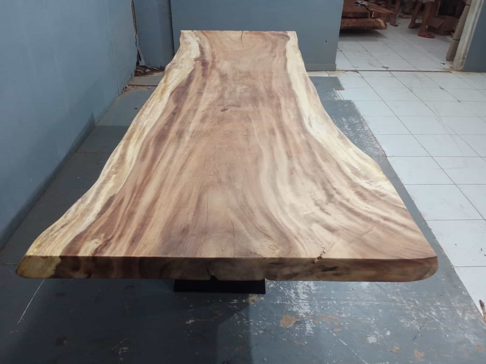 Live Edge Tables