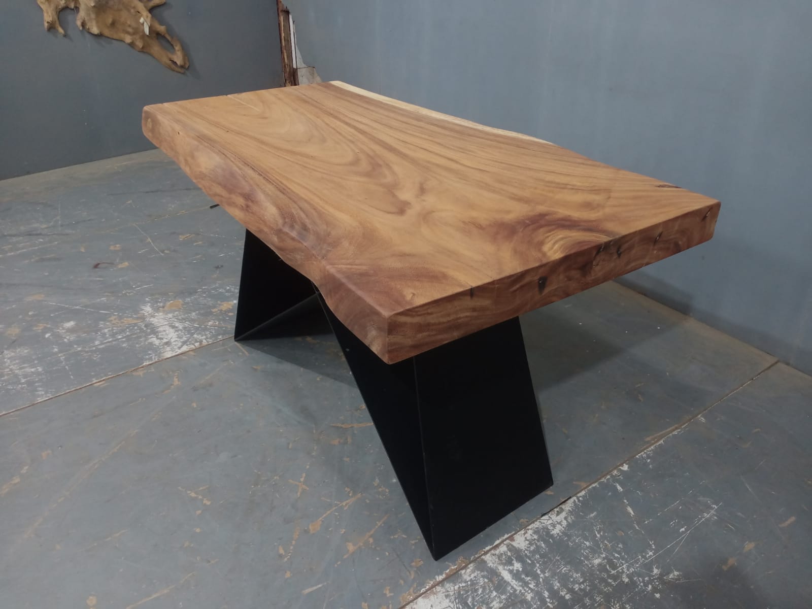 Live Edge Tables