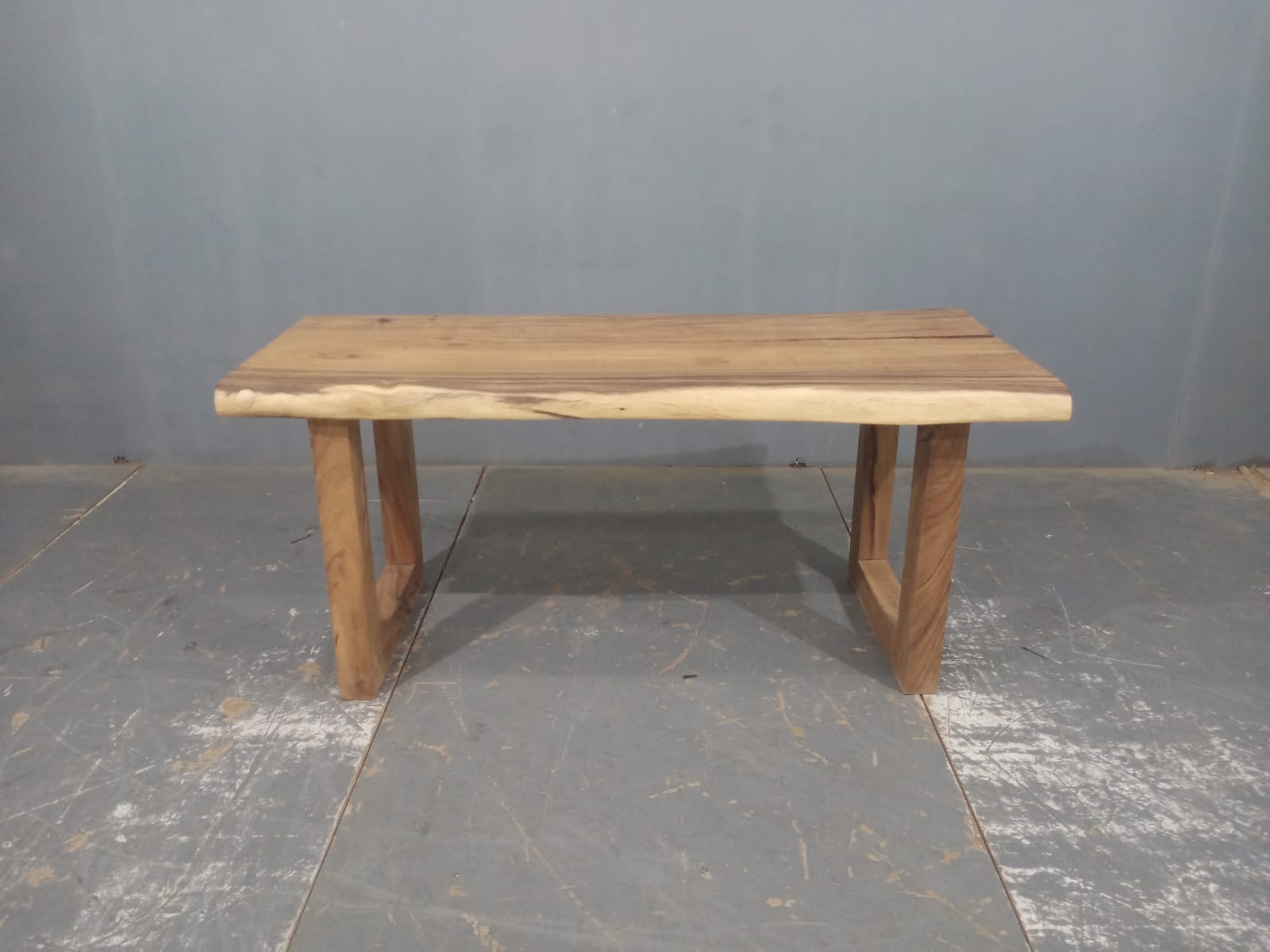 LIVE EDGE TABLES