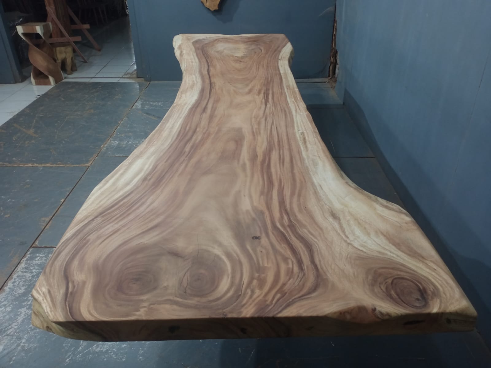 Live Edge Tables