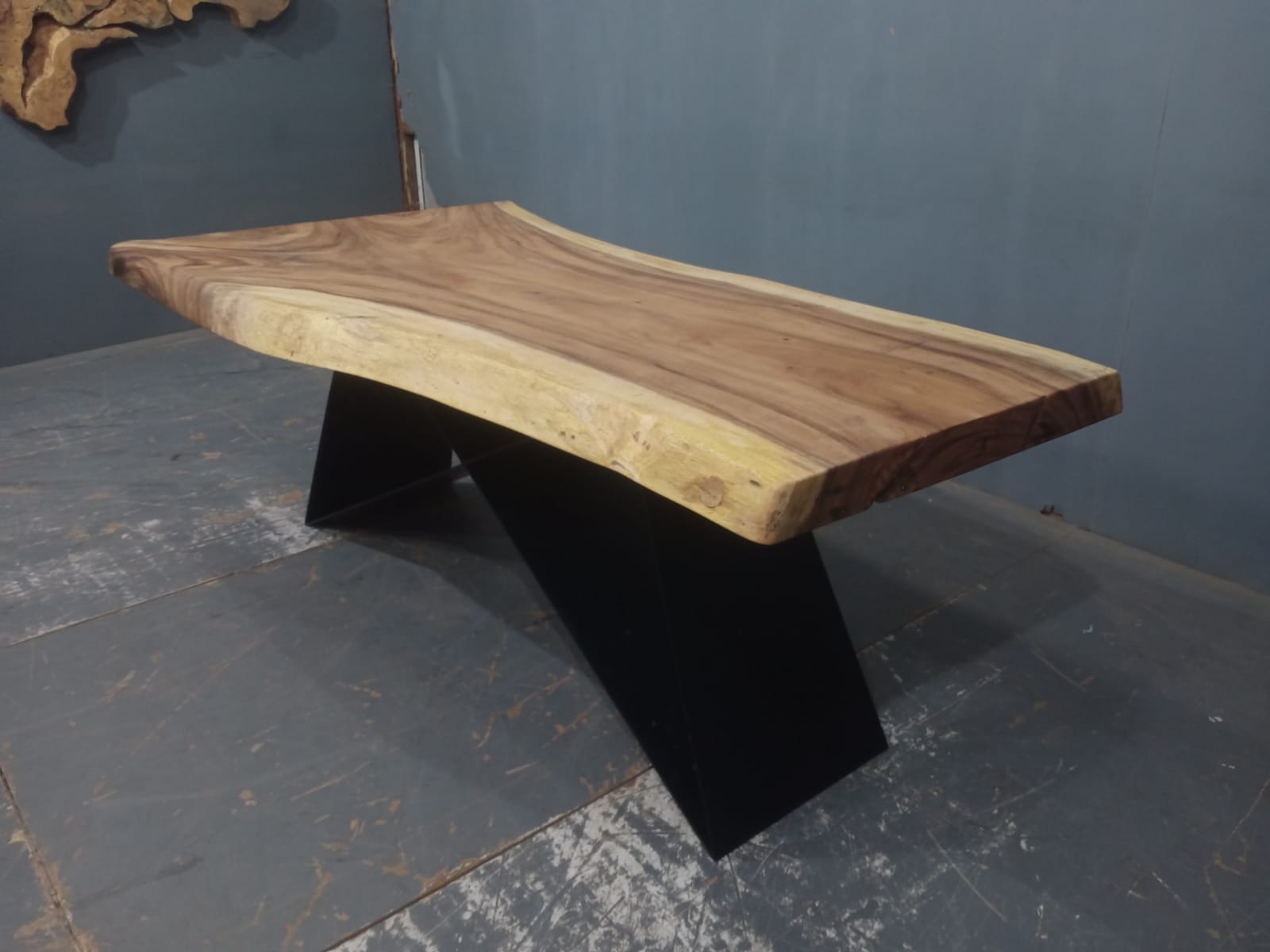 Live Edge Tables